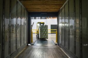 O que é terceirização logística e para que serve?